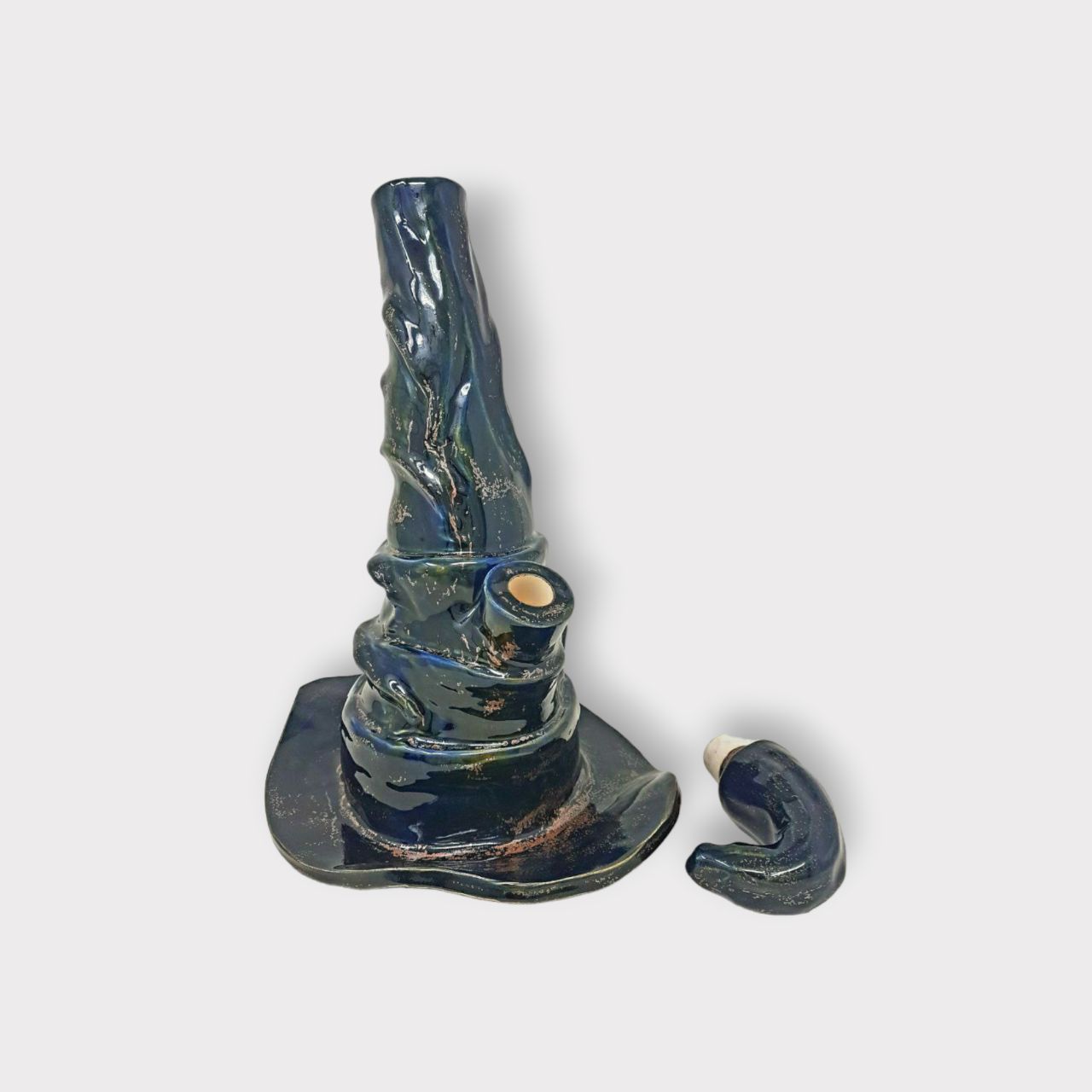 Jaxel's witch hat bong Universe Art Edition