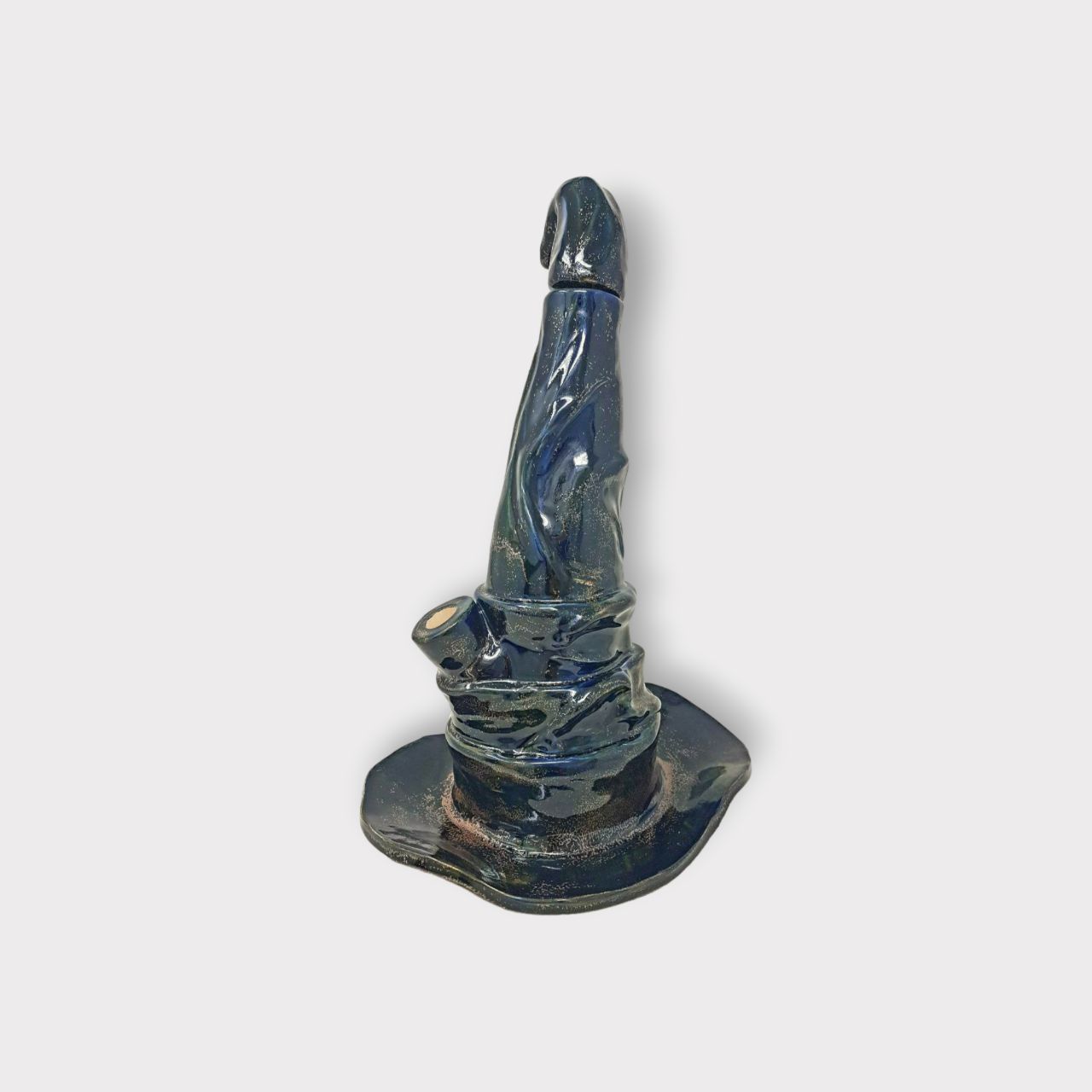 Jaxel's witch hat bong Universe Art Edition